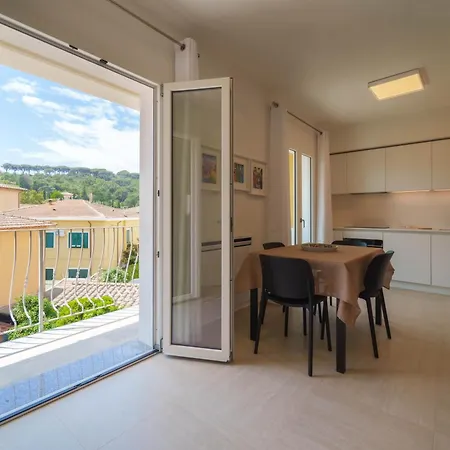 Apartment Mavi *