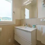 Apartment Mavi